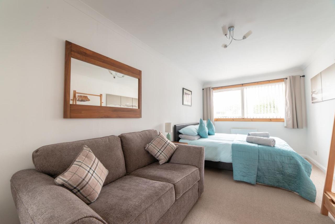 No. Three Bed and Breakfast Stornoway  Εξωτερικό φωτογραφία